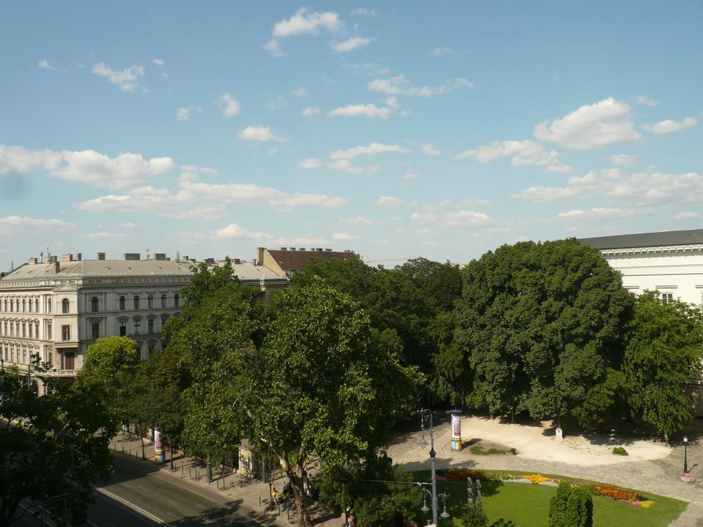 Museum View Apartment Budapest Exteriör bild